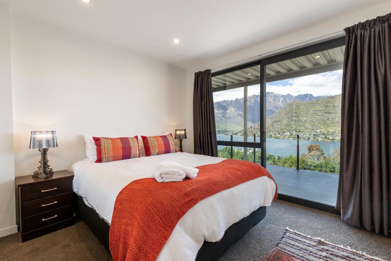 Villa Okataina - Means Place Of Laughter, Luxury Retreat à Queenstown Extérieur photo