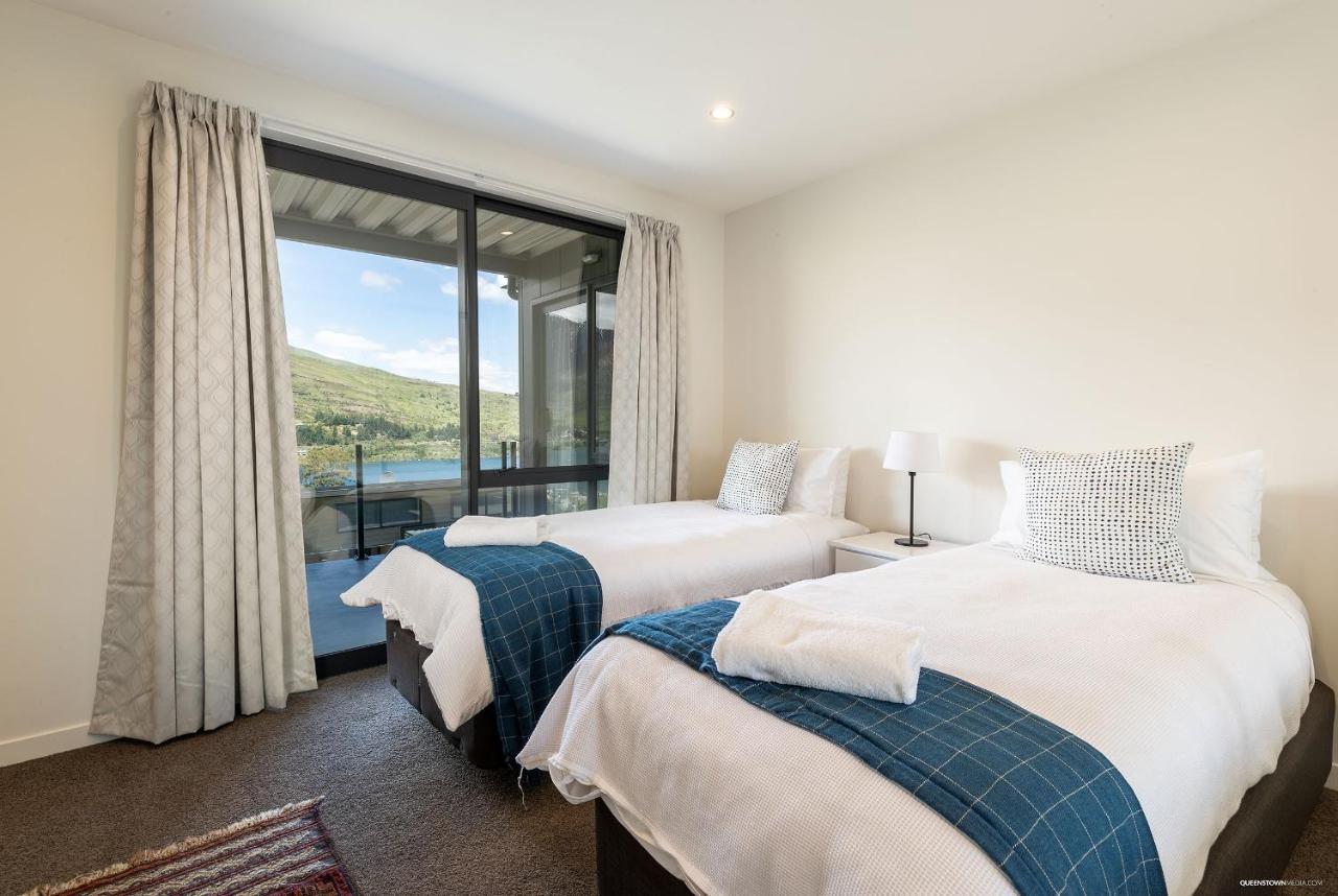 Villa Okataina - Means Place Of Laughter, Luxury Retreat à Queenstown Extérieur photo